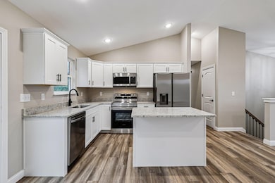 127 Belmont Ct, Williamstown, KY 41097 - photo 3