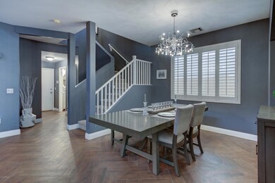 110 W Mountain Sage Dr-9