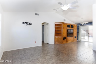 9163 W Santa Cruz Blvd, Arizona City, AZ 85123 - photo 4