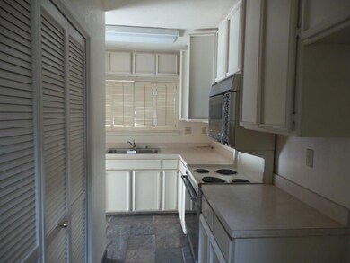 1791 Villa Santos Cir, El Paso, TX 79935 - photo 6