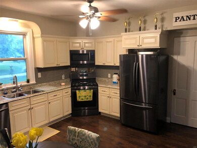 501 N Dewey St, Freeburg, IL 62243 - photo 6