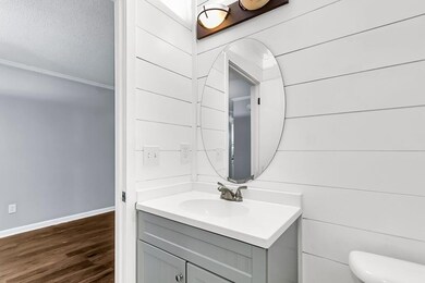 02-Photo 2