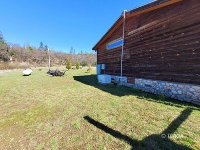 231 Garrett Rd, Hyampom, CA 96046 - photo 3