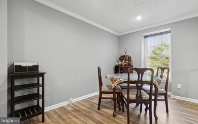 1679 Fieldthorn Dr, Reston, VA 20194 - photo 4