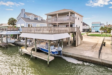 1814 Tiki Dr, Tiki Island, TX 77554 - photo 6