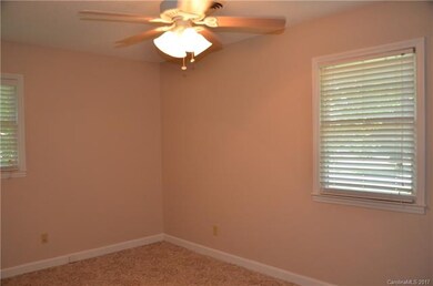 316 Lake Dr, Archdale, NC 27263 - photo 7