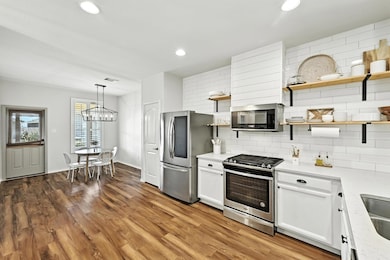 126 Silktassel Way, Buda, TX 78610 - photo 4