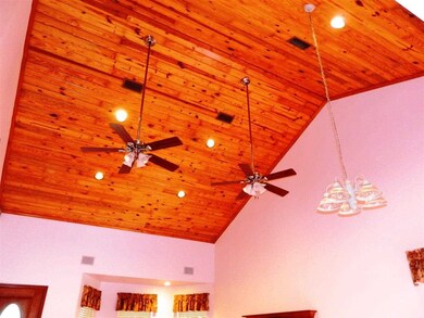 4111 Calico Dr, Cantonment, FL 32533 - photo 3