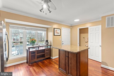 16965 Point Pleasant Ln, Dumfries, VA 22026 - photo 6