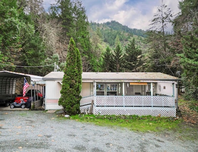 7955 Rogue River Hwy, Grants Pass, OR 97527 - photo 2