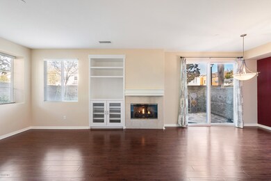 2916 Esperanza Way #E-6