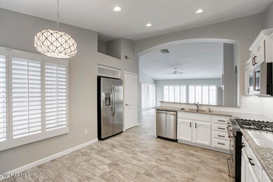 Eat-In Kitchen