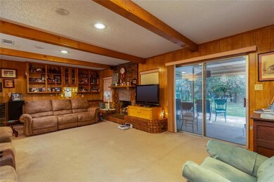 425 Sage Trail, Springtown, TX 76082 - photo 4