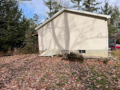 142 Windsor Way, Center Barnstead, NH 03225 - photo 2