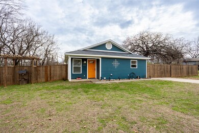 430 W Johnson St, Denison, TX 75020 - photo 6