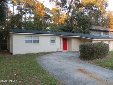 6415 Cooper Ln, Jacksonville, FL 32210 - photo 2