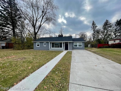 17639 Addison St, Southfield, MI 48075 - photo 2