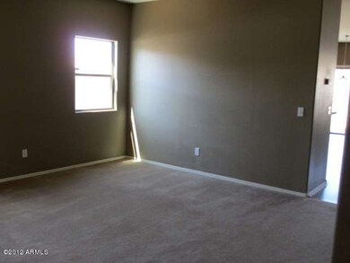 023-259998-Living Room (2)
