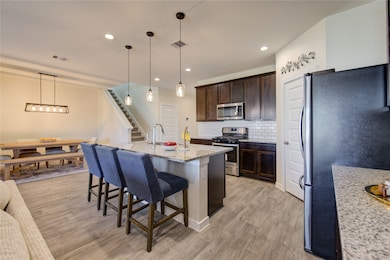 8203 Sugar Cane Ln, Rosharon, TX 77583 - photo 5