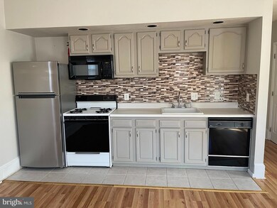 139 Kings Hwy E unit 2ND FL REAR, Haddonfield, NJ 08033 - photo 2