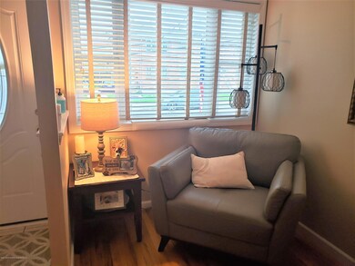 9 Dalton Ave, Staten Island, NY 10306 - photo 3