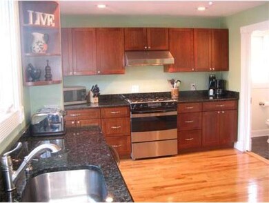 12 Myrtle Ave, Newburyport, MA 01950 - photo 2