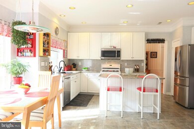 18042 Wheatridge Dr, Germantown, MD 20874 - photo 6