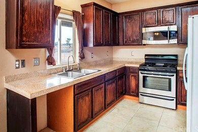 60585 Duvall Dr, Joshua Tree, CA 92252 - photo 6