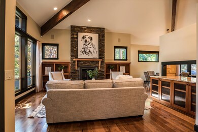 739 NW Yosemite Dr, Bend, OR 97701 - photo 7