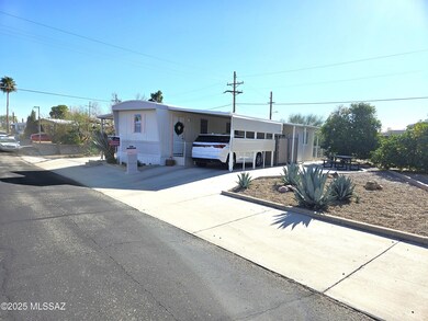 6027 Lazy Heart Exterior Looking from th