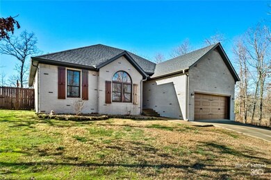 33 Fountainhall Dr, Bella Vista, AR 72715 - photo 2