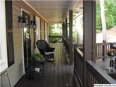 Covered front porch is very inviting