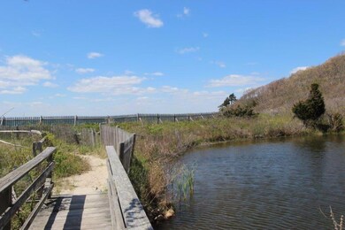 7 Agassiz Rd, Woods Hole, MA 02543 - photo 2