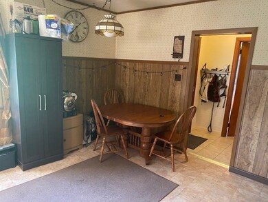 112 Brennan Ave, Latrobe, PA 15650 - photo 5