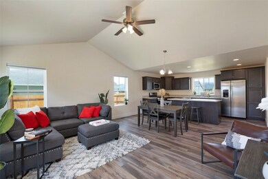 living/dining area
