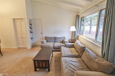 1038 N Arch St, Allentown, PA 18104 - photo 4