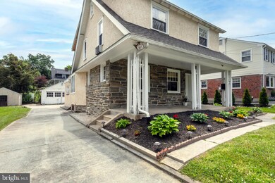 715 E Manoa Rd, Havertown, PA 19083 - photo 2