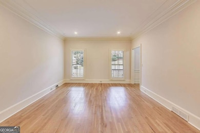 312 Westminister Ln SW, Lilburn, GA 30047 - photo 7