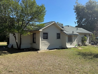 324 E 36th St, Texarkana, AR 71854 - photo 3