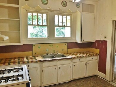 428 Howe St, McComb, MS 39648 - photo 6