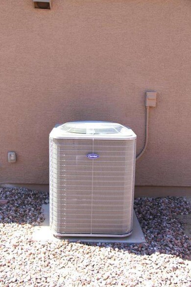 573 W Sweet Shrub Ave, San Tan Valley, AZ 85140 - photo 7