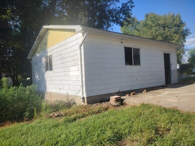 2011 N 22nd St, Terre Haute, IN 47804 - photo 6