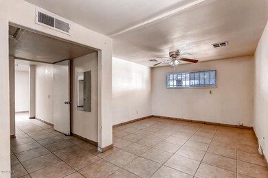 3311 w encanto Phoenix AZ-large-007-3-Ma