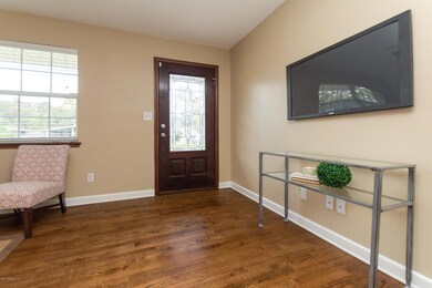 544 Matterhorn Rd, Jacksonville, FL 32216 - photo 6