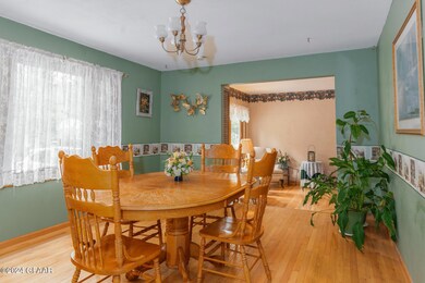 1210 S 18th St, Grand Forks, ND 58201 - photo 5