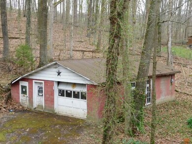 11480 Walnut Dowler Rd, Logan, OH 43138 - photo 3