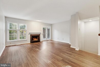 828 Durant Ct unit 10, West Chester, PA 19380 - photo 2