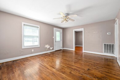 703 Central Ave, Clarksville, TN 37040 - photo 6