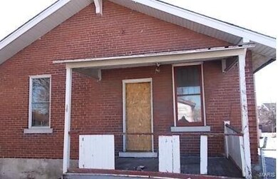 4751 Lee Ave, Saint Louis, MO 63115 - photo 2