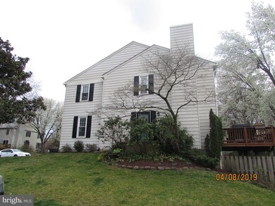 2102 Lang Dr, Crofton, MD 21114 - photo 2